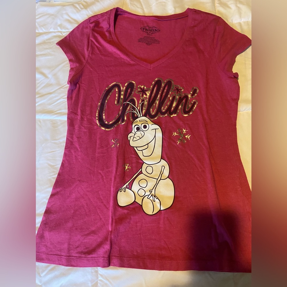 Disney Frozen Chillin Short sleeve T-Shirt Size Large in pink